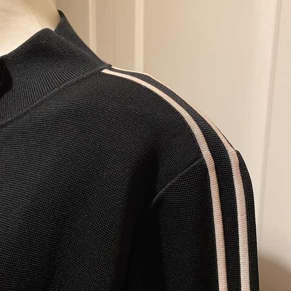 Garfield & Marks black zip jacket with pale pink stripes. Size XL. VGUC - Picture 3 of 6